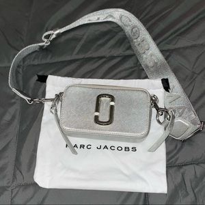 Like New Marc Jacobs Snapshot Bag